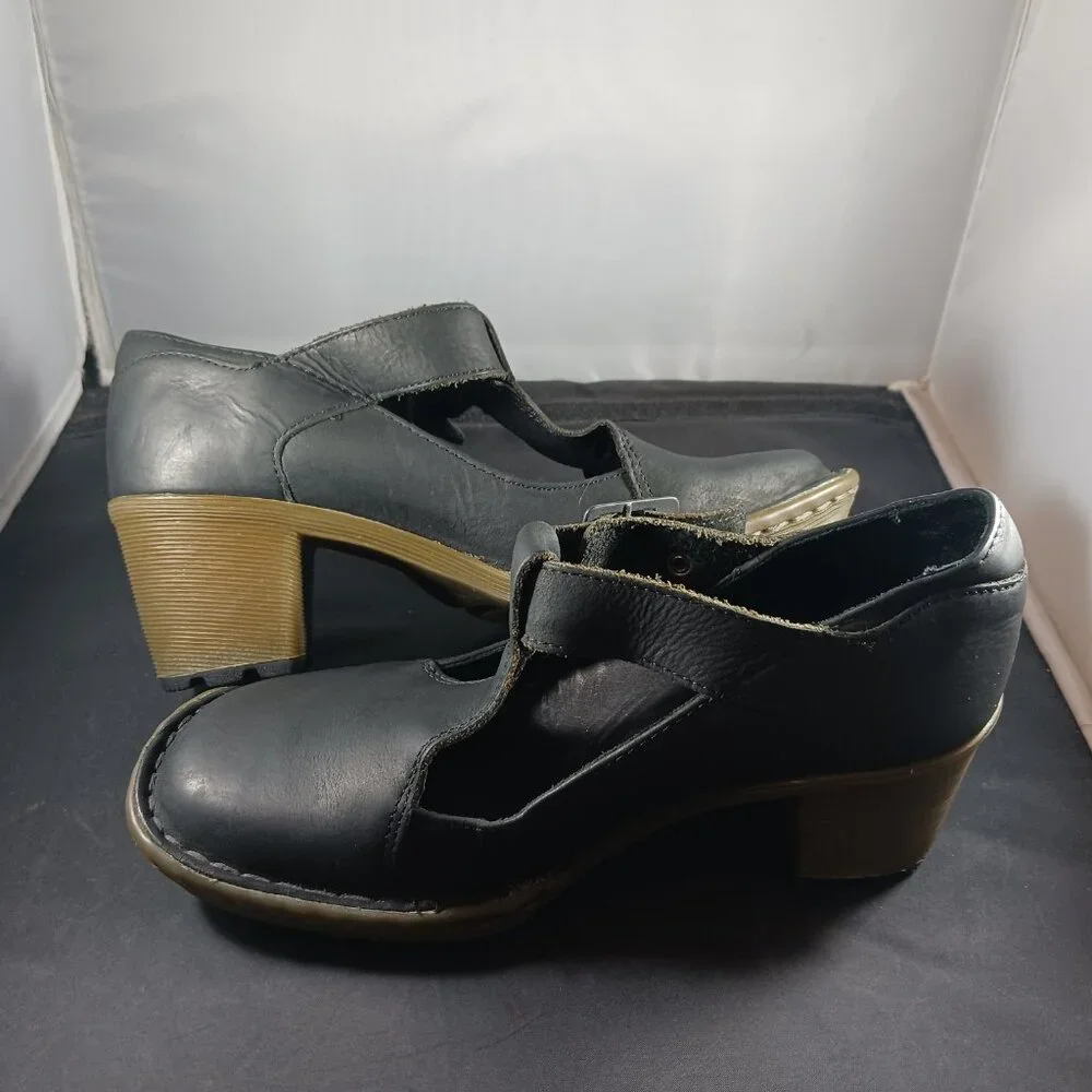 Vintage Dr. Martens POLLEY Mary Jane’s Twee Revival Heel Shoes size 6M
